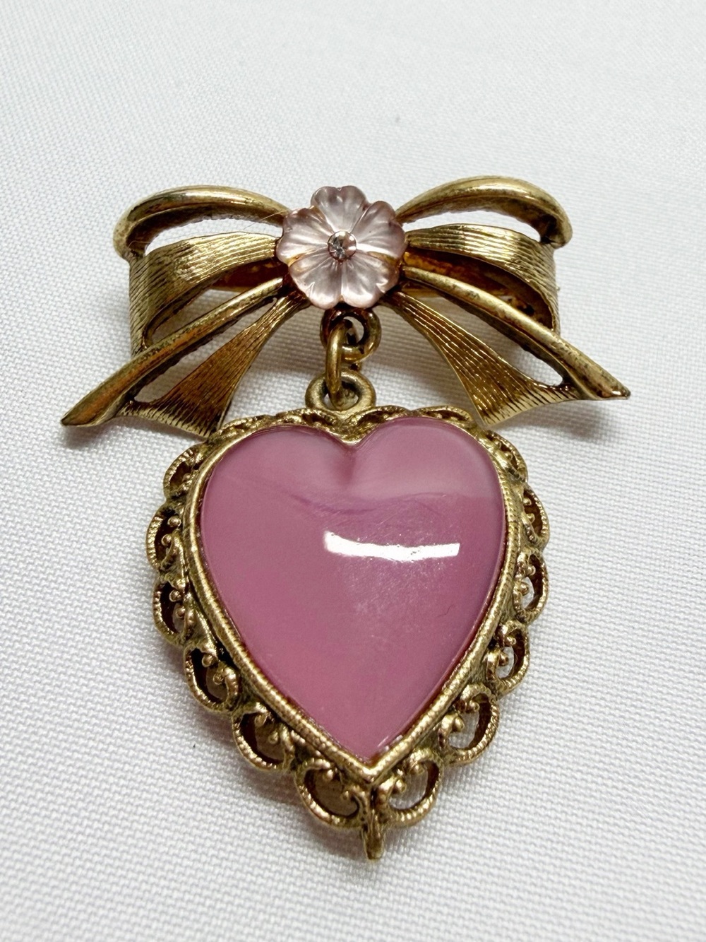 Vintage Heart Floral Bow Gold Tone Brooch Pink